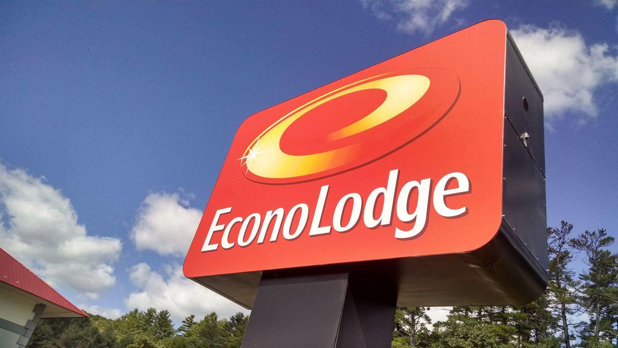 Econo Lodge Plymouth Ngoại thất bức ảnh